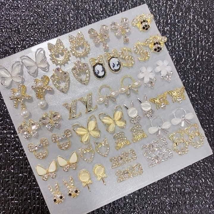 Charm Đá Cao Cấp Đính Móng