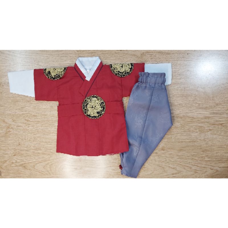 Bộ hanbok bé trai