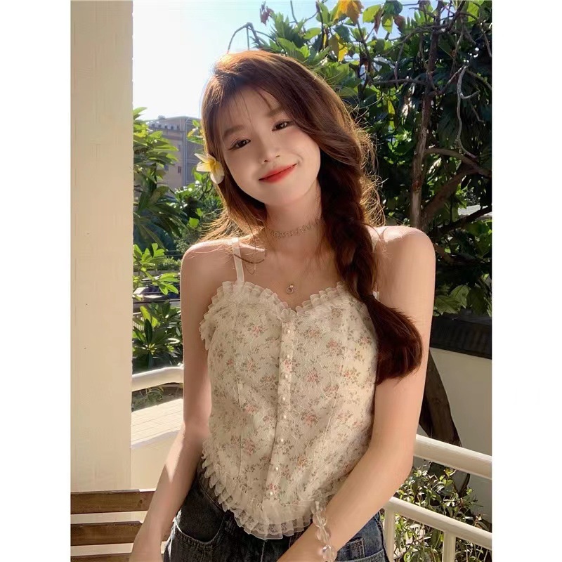 Áo croptop 2 dây có mút đệm ngực GZDC ren hoa nhí đính khuy hạt ngọc trai