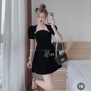 Đầm nhung cổ vuông gắn tag đá