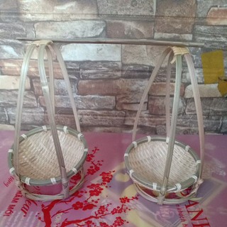 Quang gánh tre mini xinh xắn trang trí