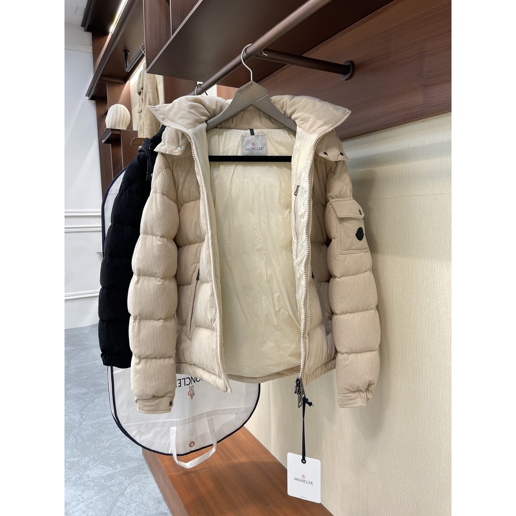 Áo khoác phao len tăm thời trang cao cấp Moncler thiết kế trẻ trung, năng động