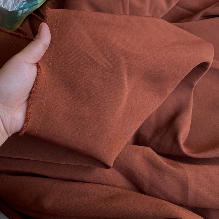Vải Tuyết Mưa Màu Nâu Khổ 1m5 - Dày Dặn, Co Giãn - May Vest, Đầm, Chân Váy, Đồ Thiết Kế