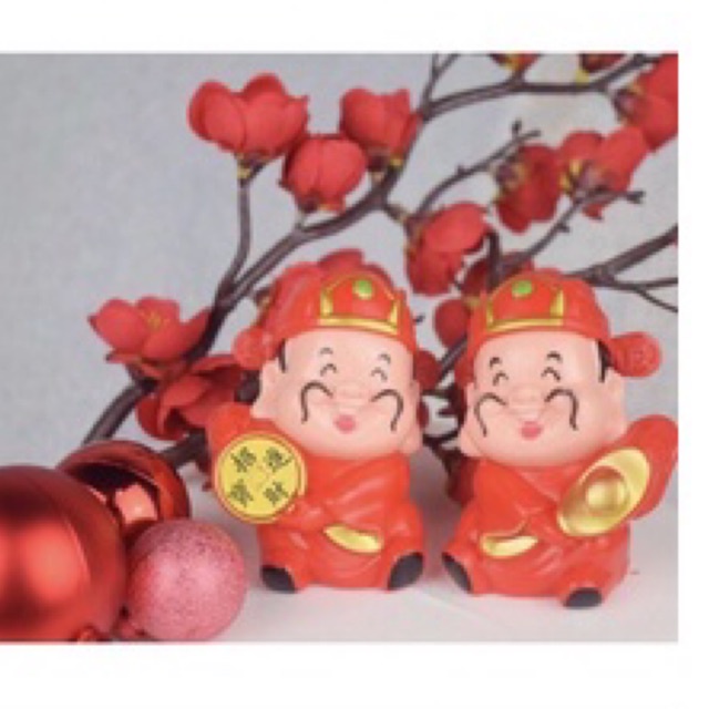 Ông thần tài, hũ vàng, mèo trang trí