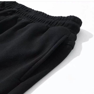 QUẦN SHORT TRƠN ĐEN CHẤT LIỆU NỈ DA CÁ