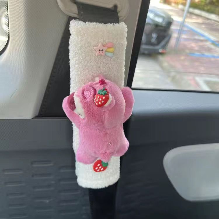 Vỏ Bọc Vô Lăng Xe Hơi Ấm Áp Chống Trượt Hình Gấu Dâu Tây Dễ Thương | BigBuy360 - bigbuy360.vn