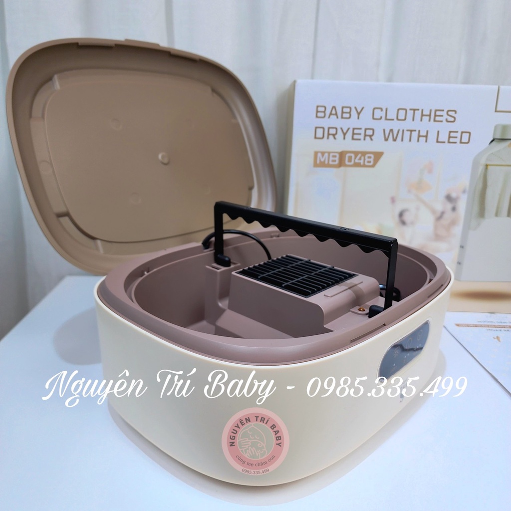 Máy sấy quần áo cho bé gắn đèn Led tiệt trùng Moaz bebe MB048