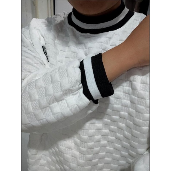 Áo nỉ Sweater dáng Oversize hoạ tiết caro 3D