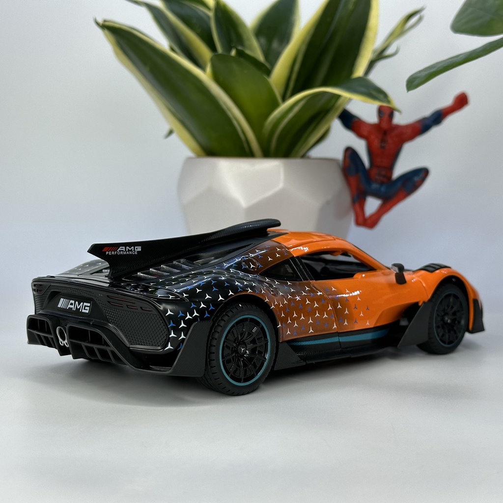 Mô hình xe kim loại Mercedes AMG ONE tỷ lệ 1:24 quái thú đường phố