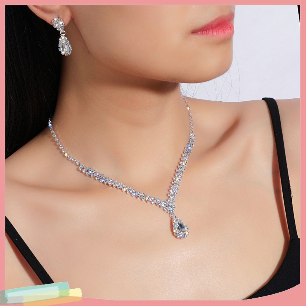 Set Khuyên Tai Và Vòng Cổ HM Bộ Dây Chuyền Đính Đá Phụ Kiện Thời Trang Kèm Hộp Cao Cấp