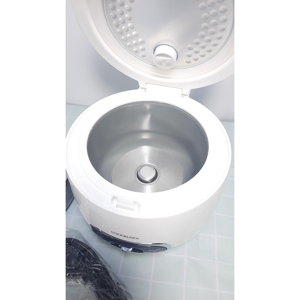 Nồi Cơm Điện Mini Lock&Lock EJR426 Dung Tích 0.8 lít