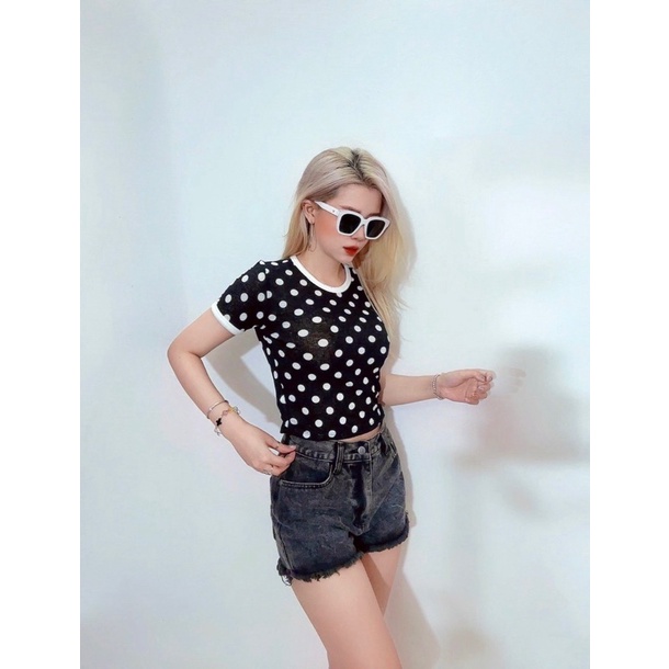 Áo croptop ôm thun bo voan nhẹ, mỏng, đen chấm bi to