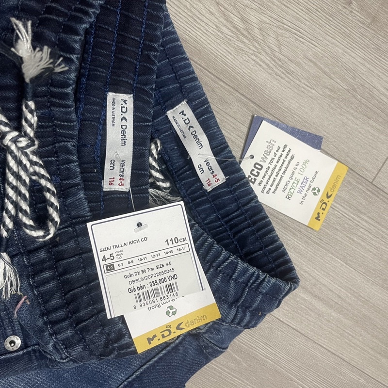 MDK- Quần jeans BT size 4/5y