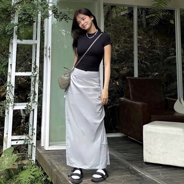 LAVA SKIRT - Váy dài nhún hông màu xanh xám - Whitelies Shop