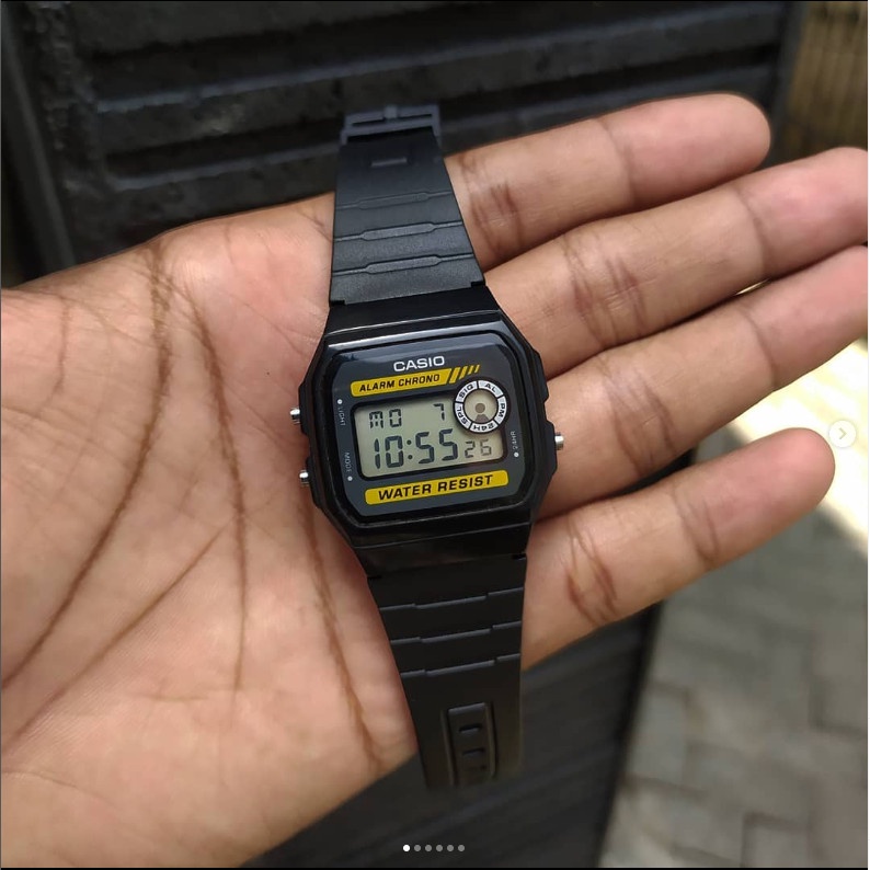 Đồng hồ thời trang Nam Casio WR F94 DÂY CAO SU MẶT NHỰA | BigBuy360 - bigbuy360.vn