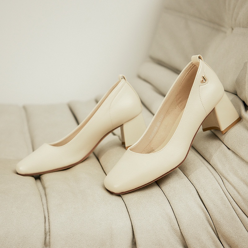 Giày cao gót Dusto da mềm, mũi vuông, gót vuông 5.3cm (sẵn size 35, 39)