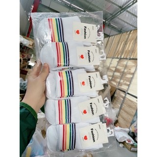 Tất trung cổ mẫu mới