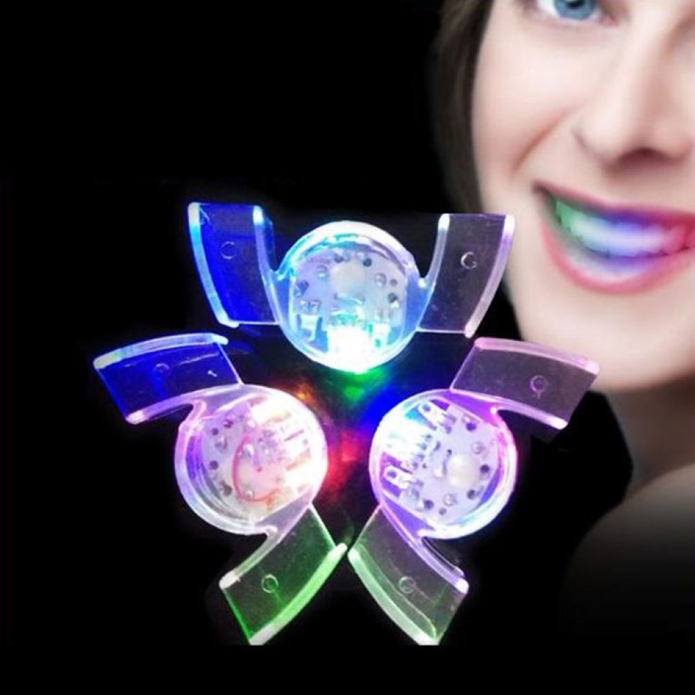 1 niềng răng đồ chơi có đèn LED 123 cái