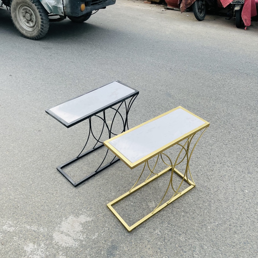 Bàn tab C hoa văn (R20xD50xC45cm), khung sắt chắc chắn, mặt đá trắng vân mây siêu đẹp siêu sang