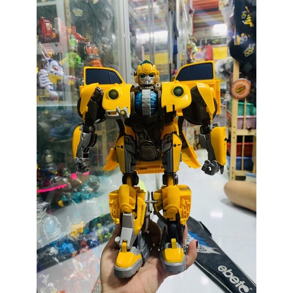 Mô hình Robo Transformer Bumblebee Cổ điển Hasbro
