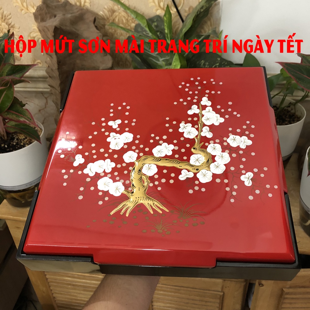 Hộp đựng mứt/ bánh kẹo Tết sơn mài - khay đựng mứt sơn mài vẽ hoa mai 30x30cm - Thủ công mỹ nghệ