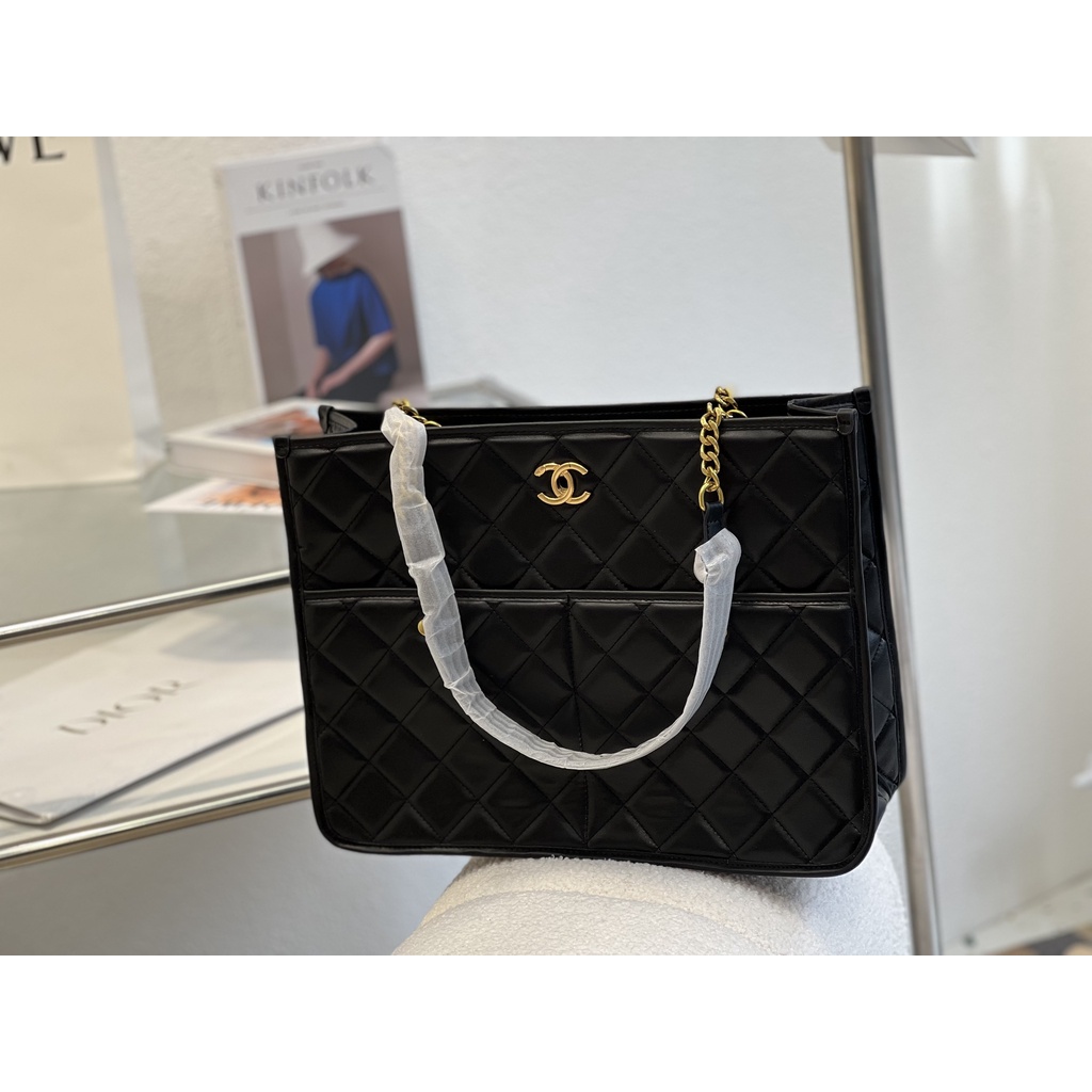 TÚI FLAP TOTE BAG CHẤT DA LAMBSKIN, MỊN MÀNG SIZE : 38 x 32 CM FULLBOX CATTON