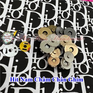 Nút hít nam châm sử dụng chân ghim
