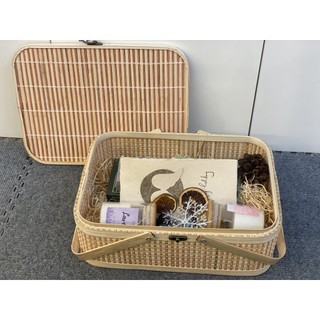 Hộp đựng quà Noel,quà tết,giỏ đựng đồ picnic bằng tre an toàn cho người xử dụng.