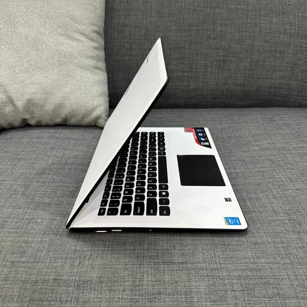 Laptop cũ Lenovo I2000 I7-5557U/8GB/256GB/14inch HD mỏng nhẹ, chiến game, văn phòng, học online, bảo h