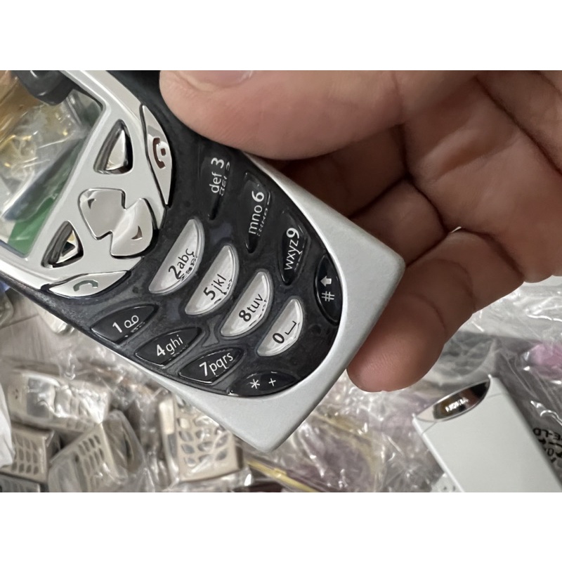 Vỏ Nokia 8310 zin chính hãng bóc máy