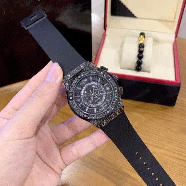 [Nam nữ + bảo hành 12th] Đồng hồ Nam HuB -42mm đính đá cao cấp | BigBuy360 - bigbuy360.vn