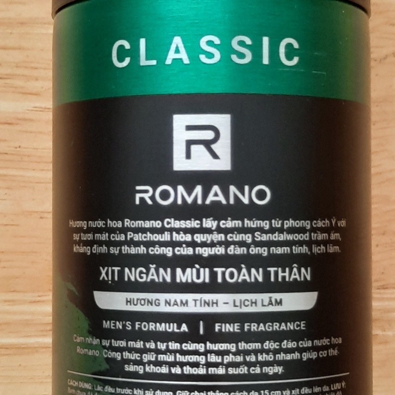 Xịt Khử Mùi Toàn Thân ROMANO 150ml