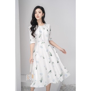 Váy Erin họa tiết hoa xếp ly cổ thanh lịch, tối giản