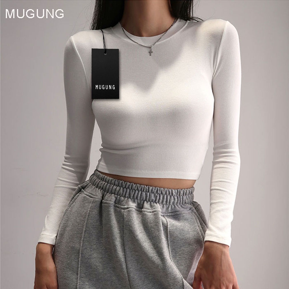 Áo croptop tay dài cổ tròn Mugung A03