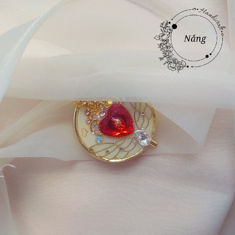 Hộp gương móc khoá jewel box redheart