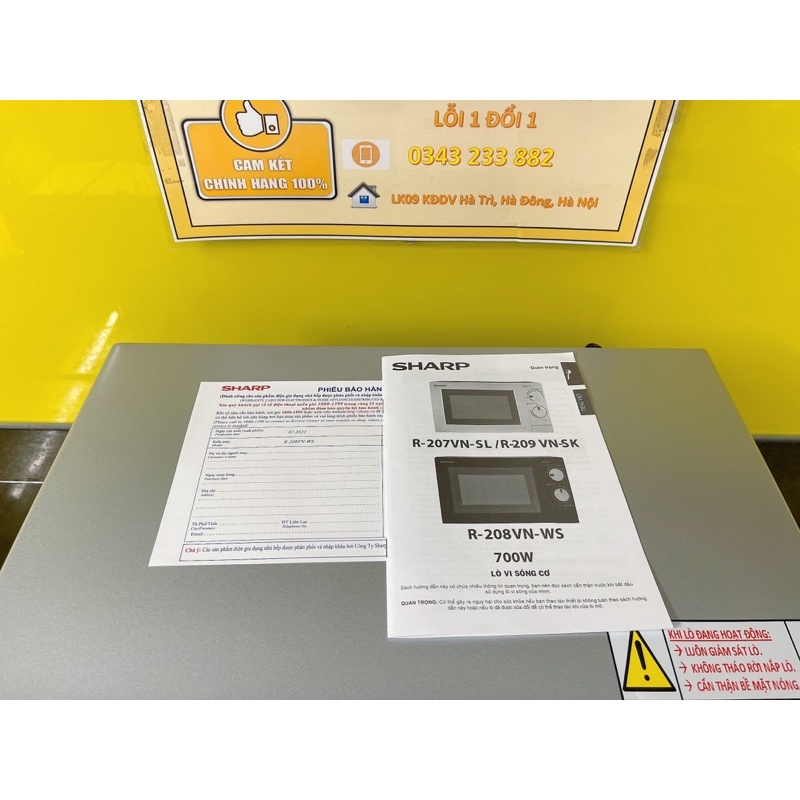 Lò Vi Sóng Sharp R-208VN-WS 20 lít không nướng: Cam Kết Chính Hãng, Hàng Mới Đập Hộp, Bảo Hành 12 Tháng