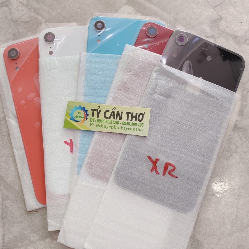 Kính lưng ipxr liền kính camera , keo dán t8000