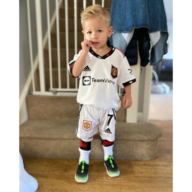Bộ đồ đá banh trẻ em, áo đá banh trẻ em thoáng mát, thấm hút mồ hôi, có size cho bé từ 10kg-40kg. in tên số lên áo