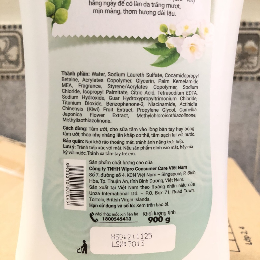 (Mùi Không Thay Đổi) Sữa tắm trắng da Gervenne Green Lily đổi mẫu thành Kiwi & Bạch Trà 900gr
