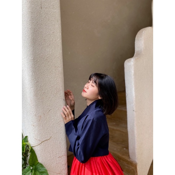 Set Hanbok cách tân tone xanh navy phối đỏ