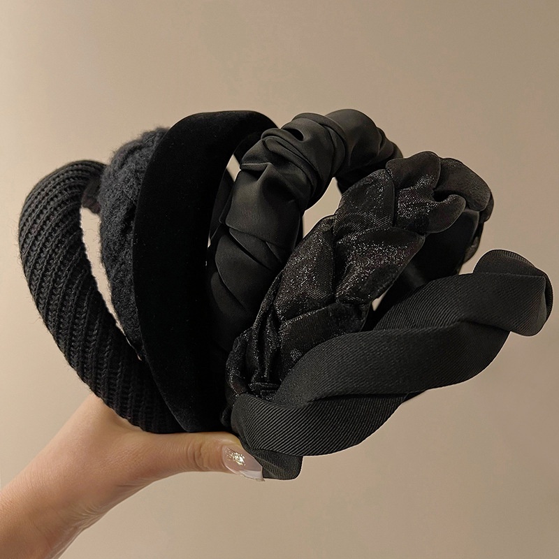 Băng Đô Nhung Mềm Mại Màu Đen Phong Cách Retro Thời Trang Cho Nữ