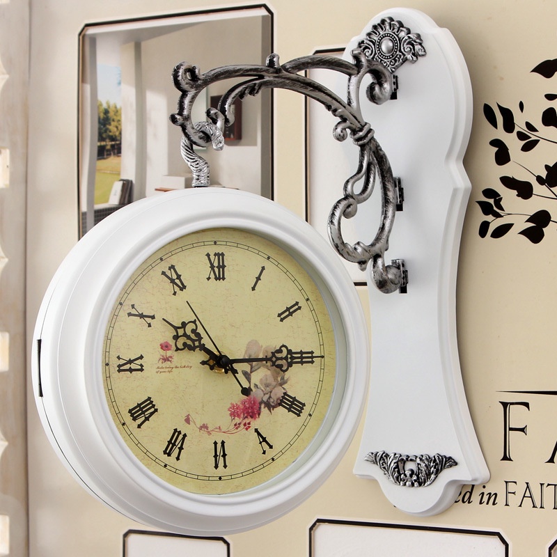 Đồng hồ treo tường hai mặt ,video thật