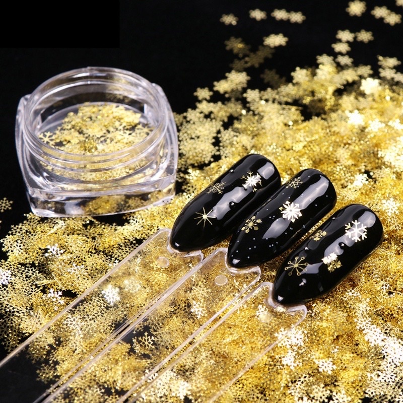 Hũ charm tuyết đính móng gold