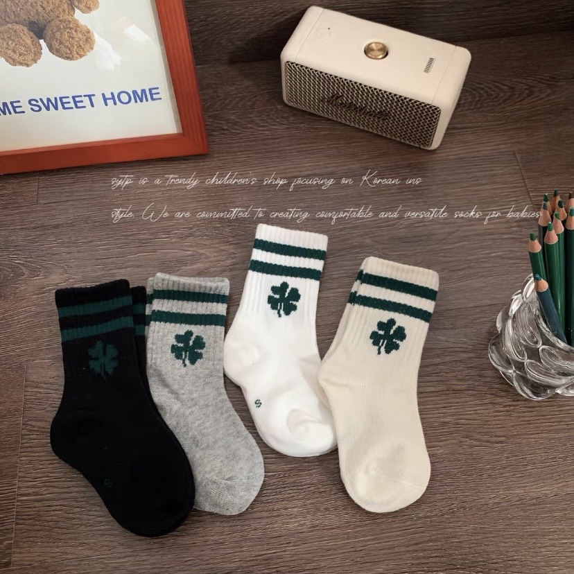 Set 4 đôi Tất cao cổ Cho Bé Trai Bé Gái kẻ sọc hình cỏ 4 lá Siêu Đẹp Siêu Đáng Yêu Cho Bé
