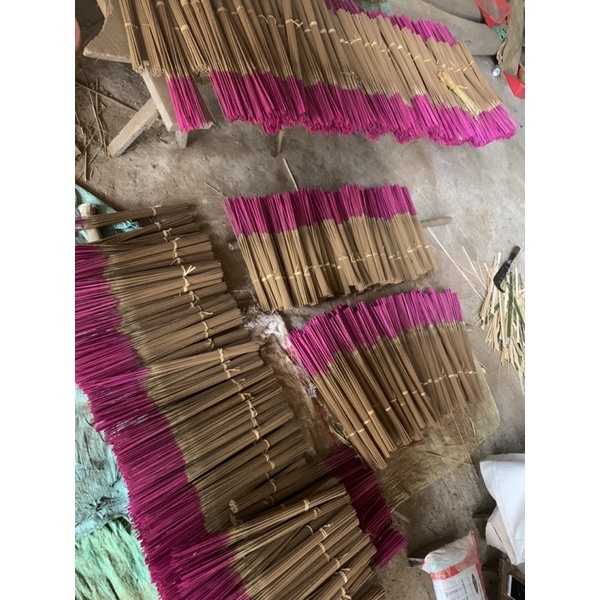 Nhang thắp ( Hương thắp) 1 bó 20 que