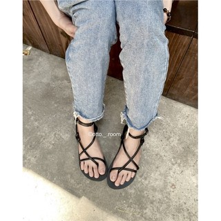 Giày sandal quai mảnh đan phối đế thấp