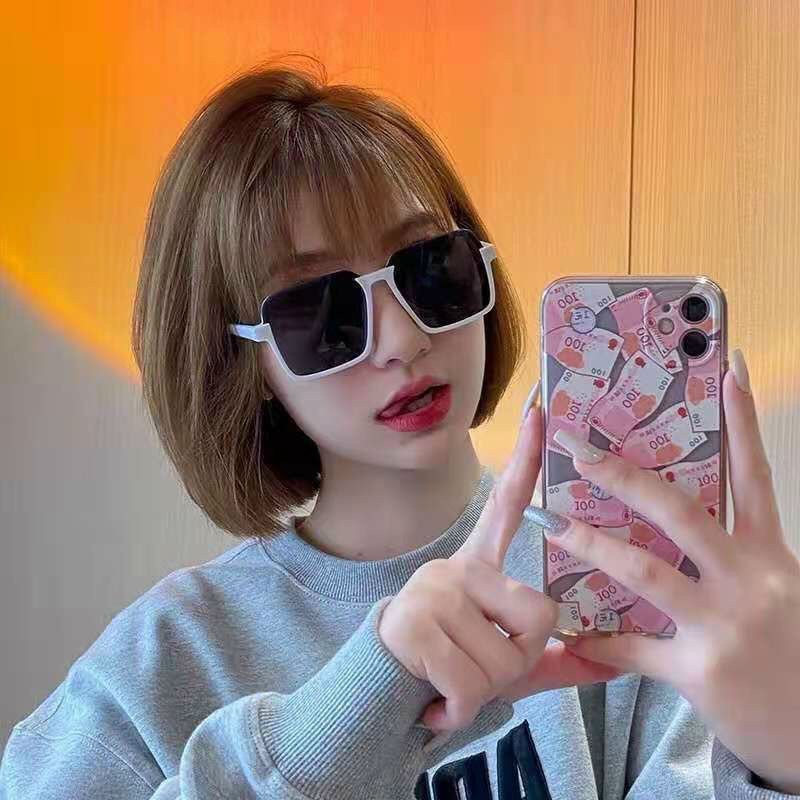 Kính Mắt Thời Trang Nữ Vip Trắng