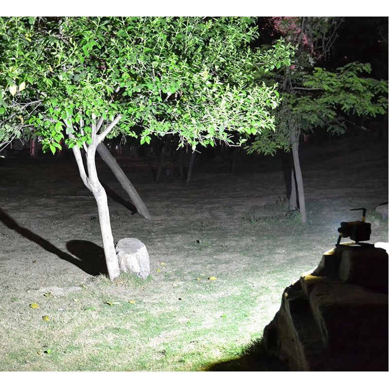 Đèn led siêu sáng sạc tích điện 807 - 50w