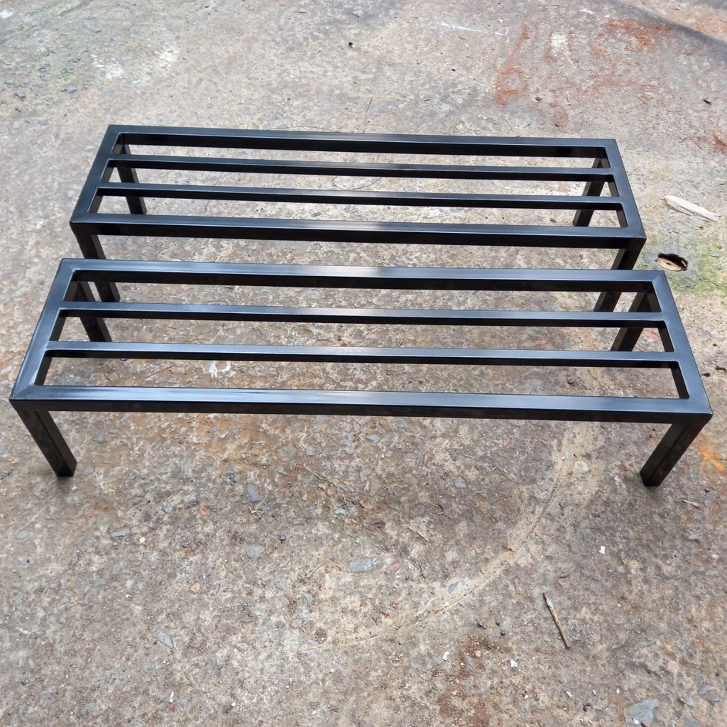 Kệ để chậu cây 60x20xcm, thép 16x16mm mạ kẽm sơn màu, dùng để kê chậu cây trong và ngoài trời, chân nút nhựa