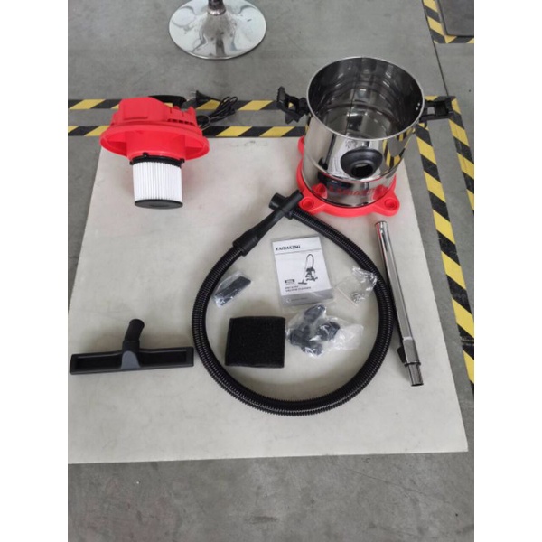 Máy hút bụi Kamatsu 20 lít KHB-20L